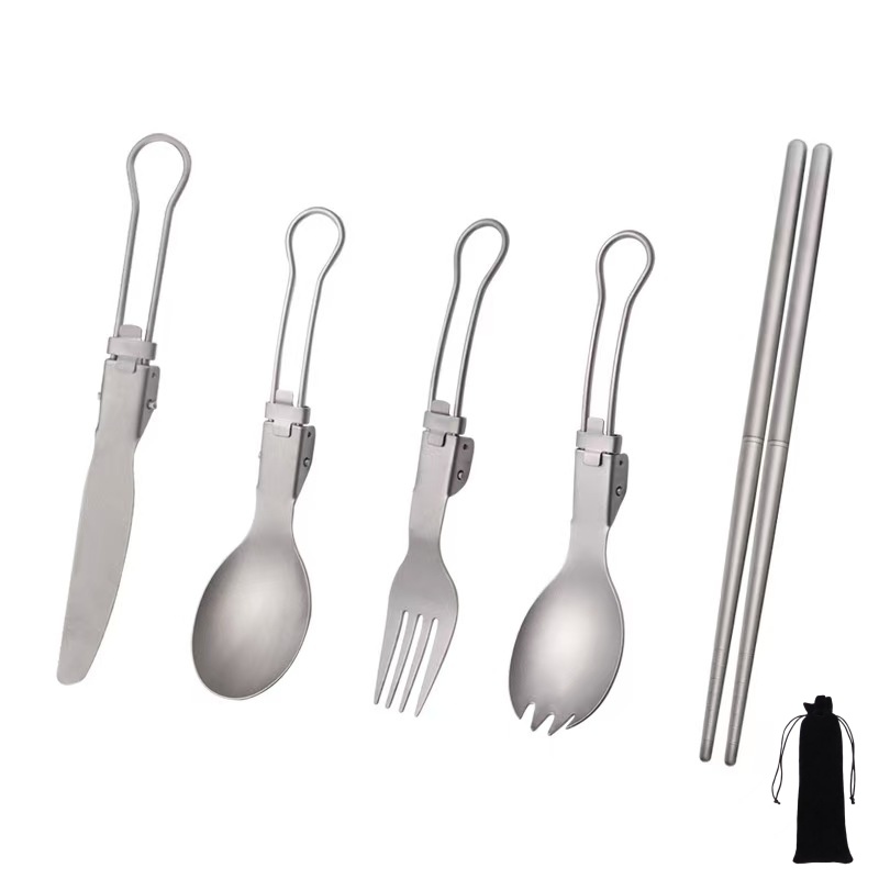 Camping Cooking Set Lightweight - チタン製折りたたみ式食器セット（フォーク、スプーン、ナイフ、箸付き）、ハイキング、キャンプ、バックパッキングに最適な携帯用軽量コンビネーション